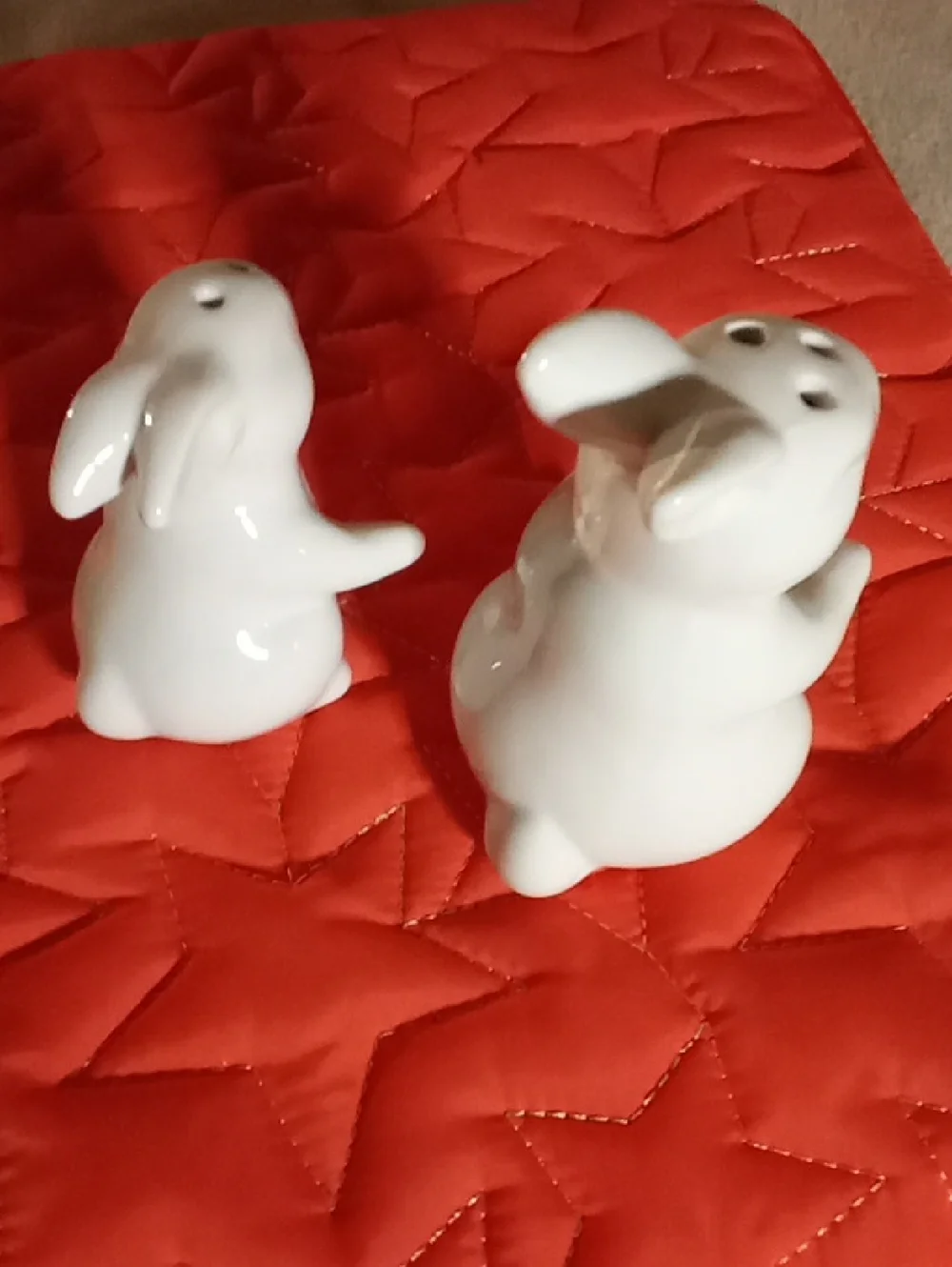 White Ceramic Bunny Salt and Pepper Shakers - NEW IN PACK SO CUTE!!